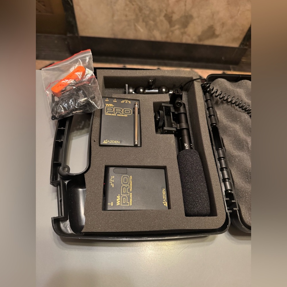 Wireless audio kit for cameras&10stereo microphone for DSLR&mirrorless cameras